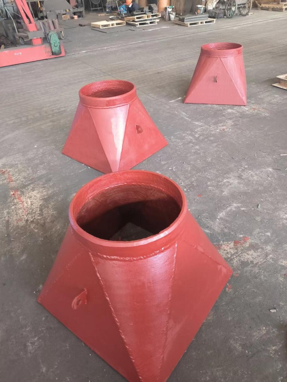 新疆耐磨天方地圆堆焊耐磨天方地圆