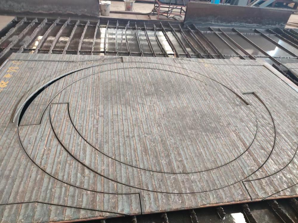 新疆高硬度堆焊耐磨板