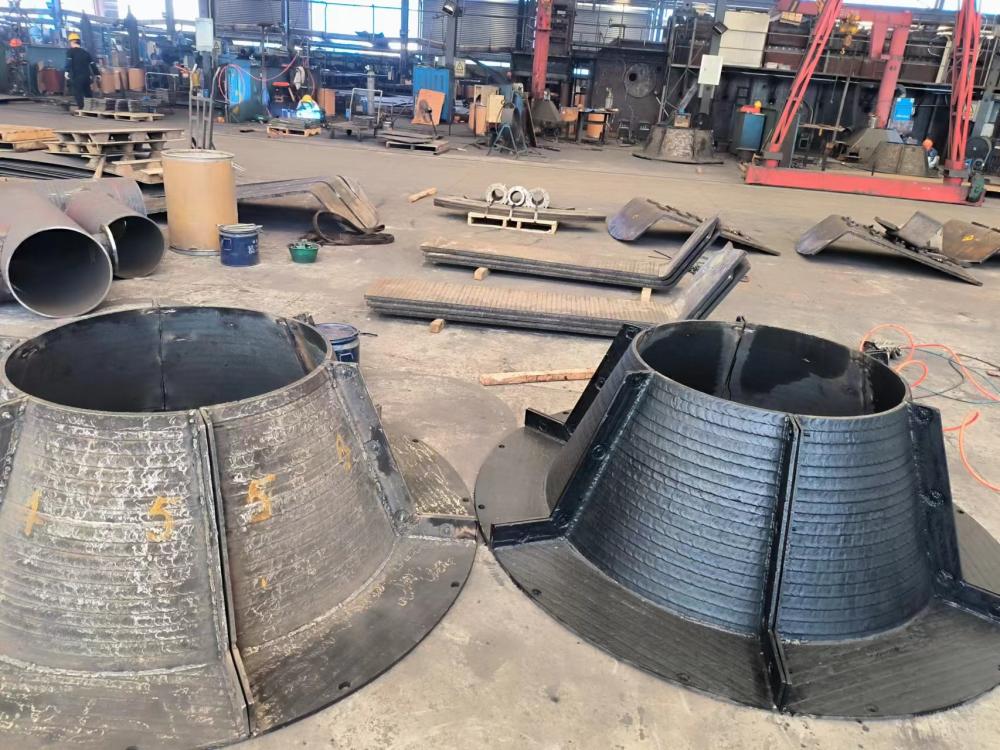 新疆堆焊耐磨护罩，双金属耐磨护罩