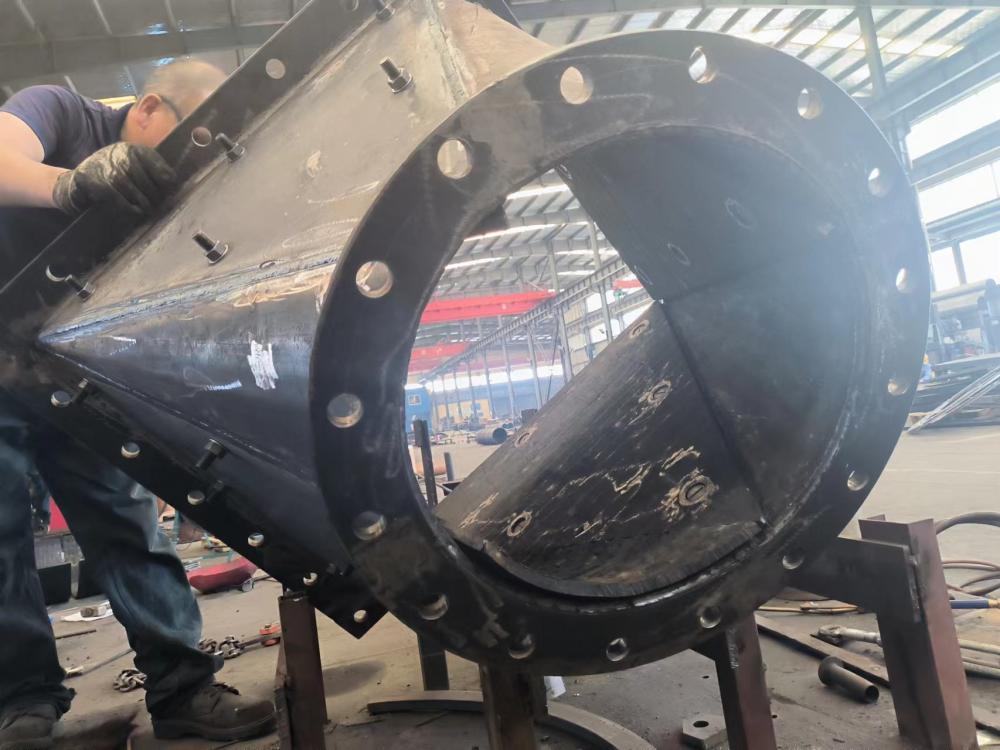 新疆堆焊耐磨天方地圆