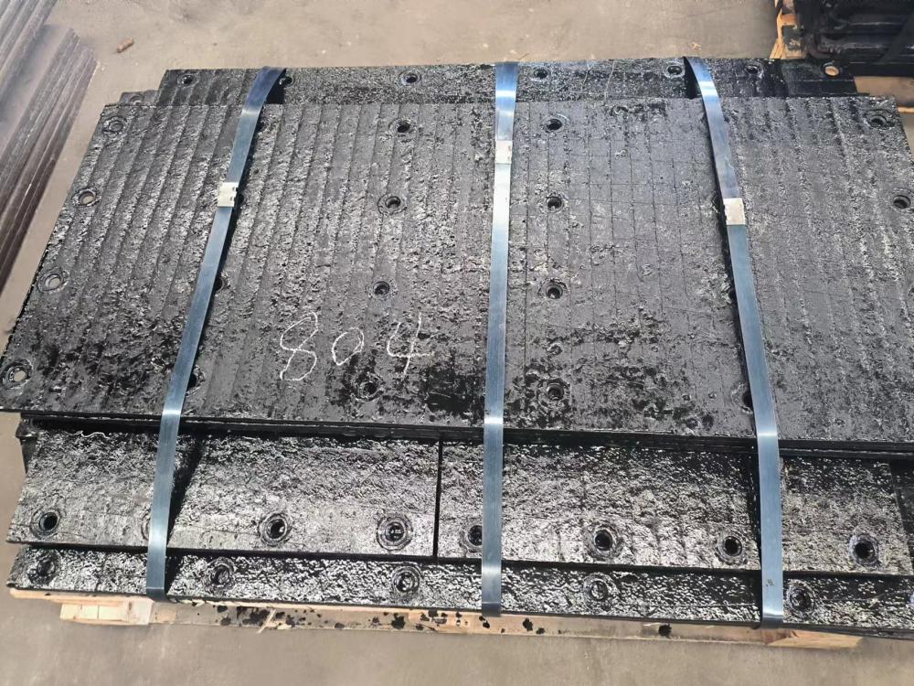 新疆高铬耐磨板 耐磨衬板